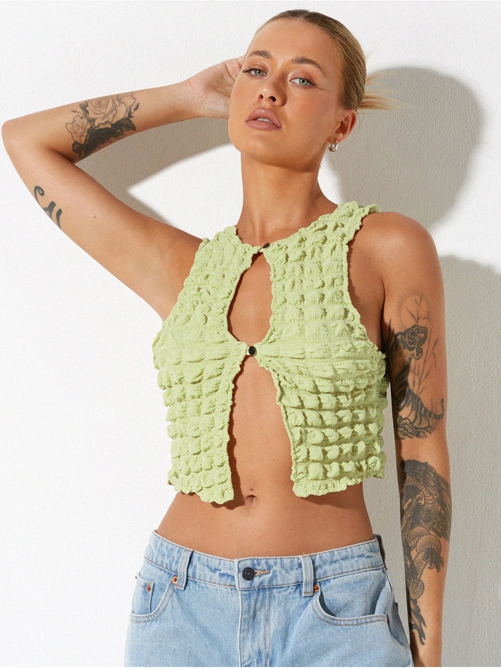 Motel Rocks Women’s Neno Crop Top In Big Bubble Jersey Pastel Lime, Size Small